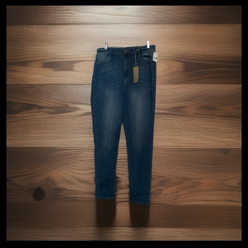 NWT Aphrodite Classic Blue Jeans stretchy plus size 3X faux front pocket